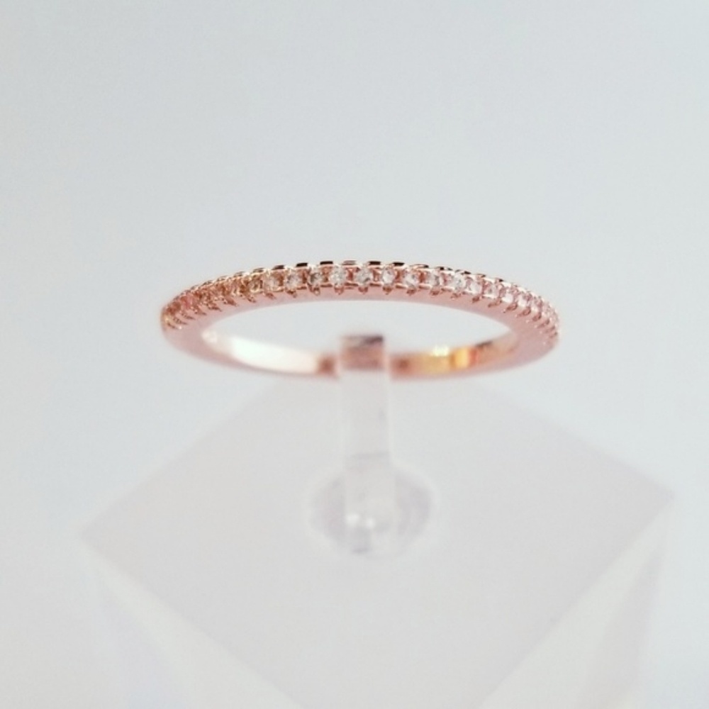 18k Rose Gold Pave Band